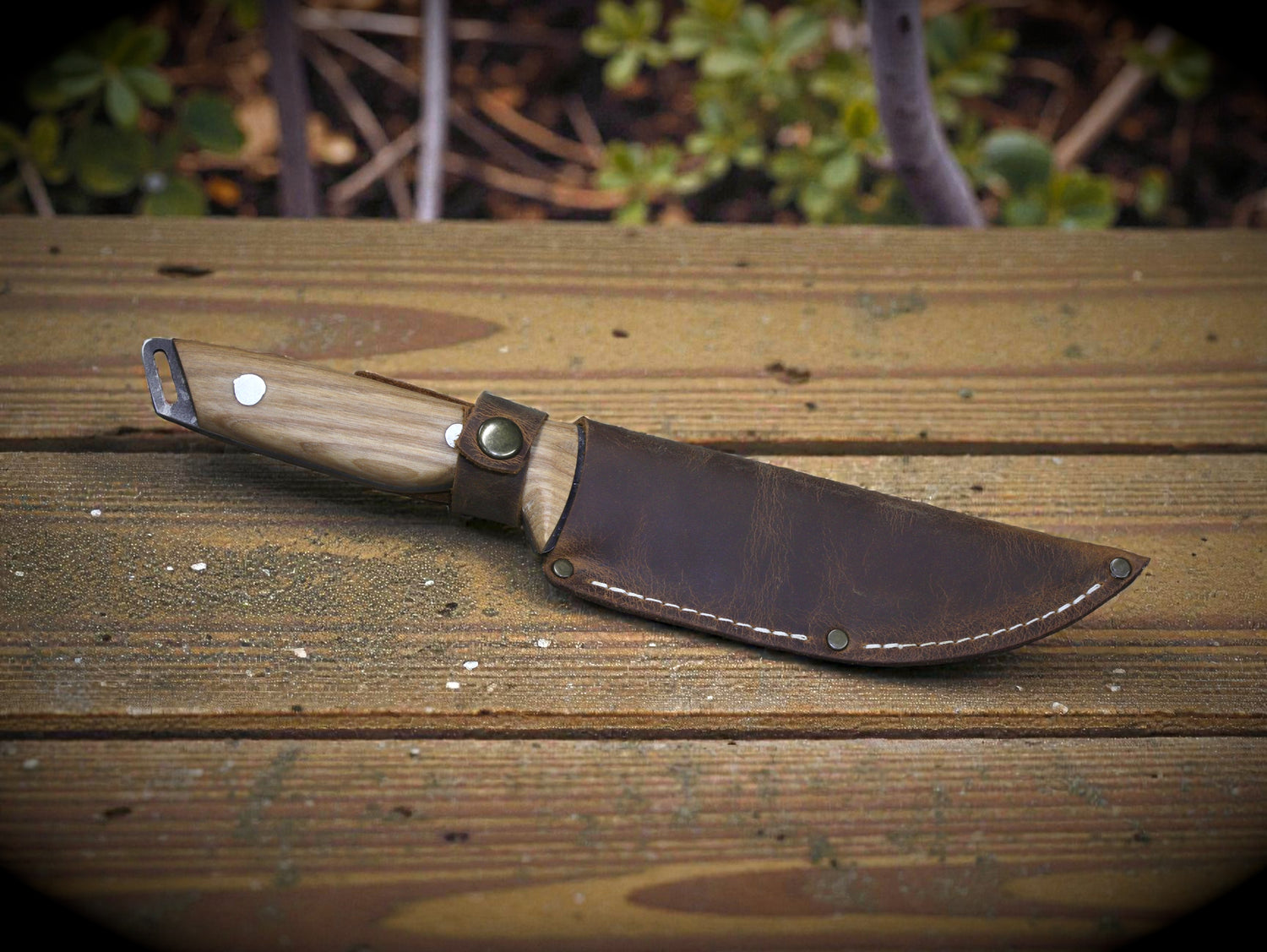 Handgeschmiedetes Bushcraft-Messer