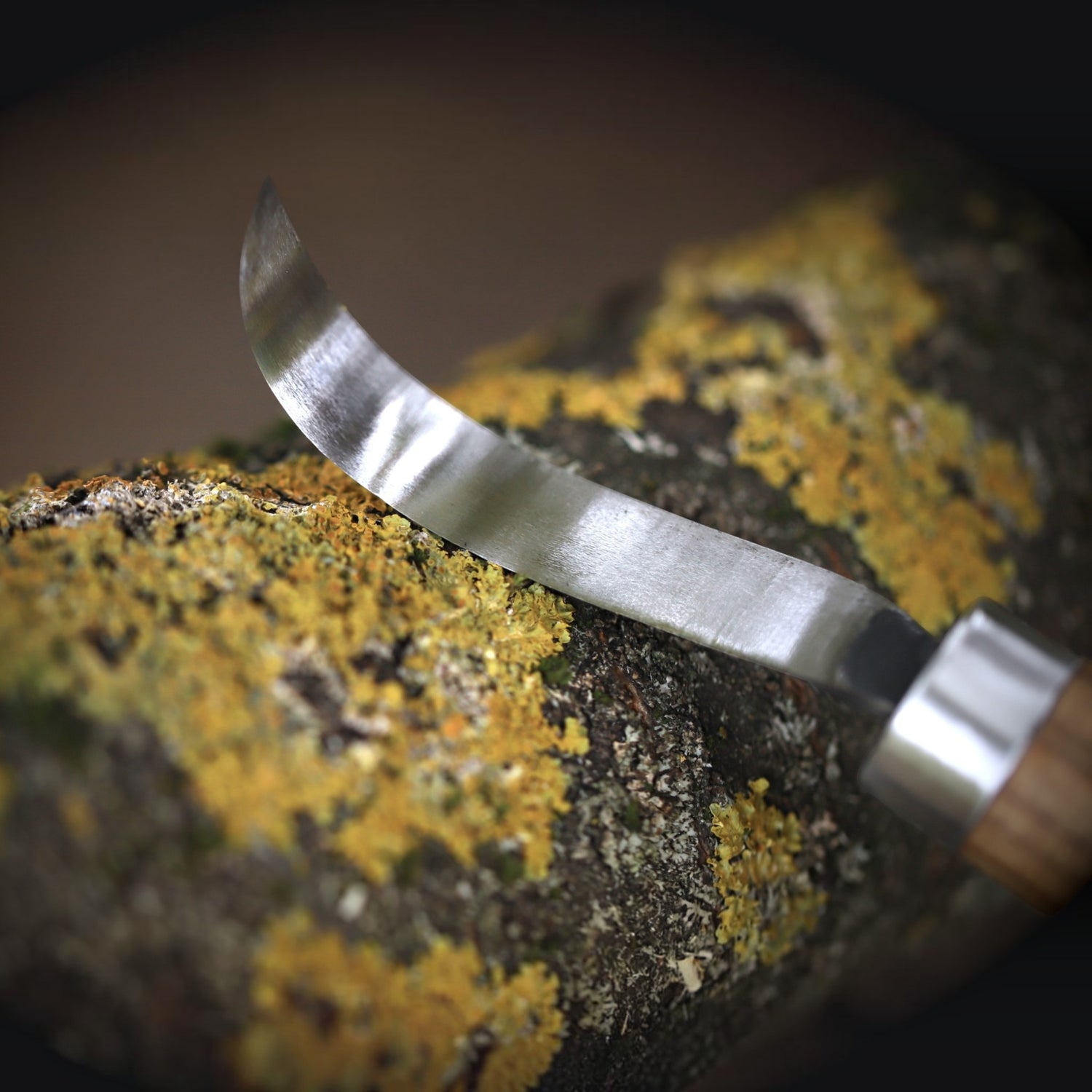 Handgeschmiedetes Löffelmesser mit langem Griff