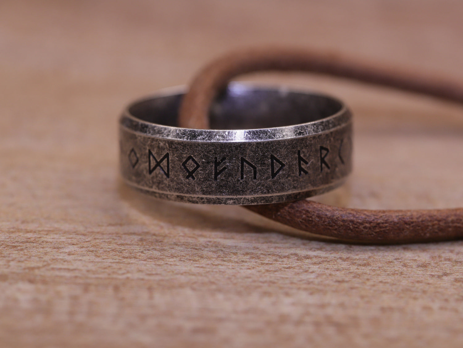 Halskette „Odin-Ring“