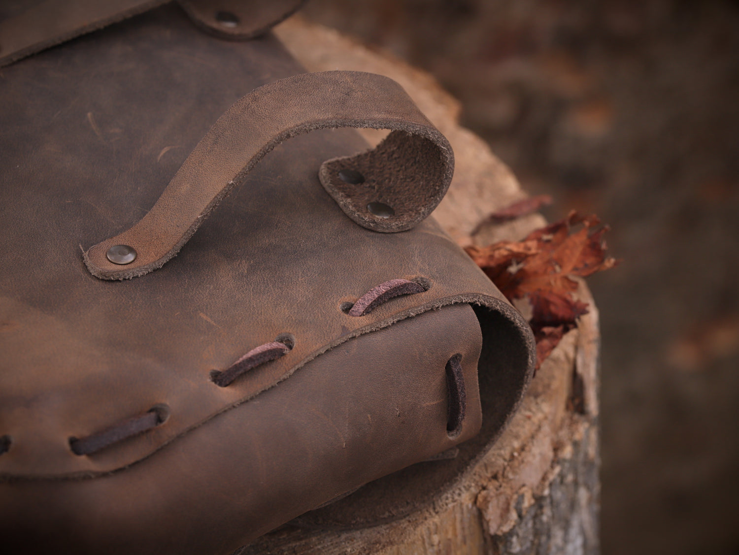 Gürtel-Ledertasche (Riemennaht)