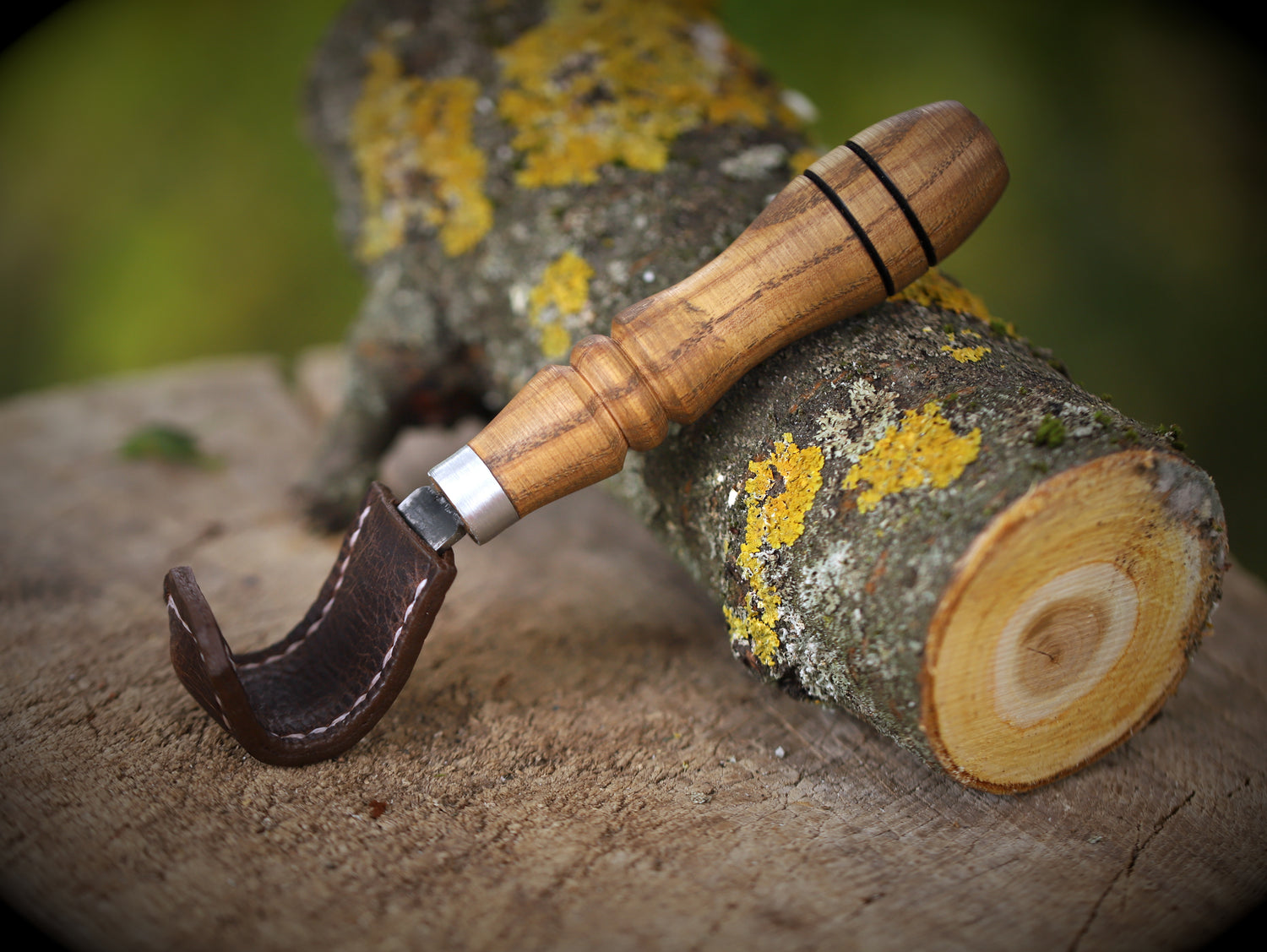 Premium spoon knife