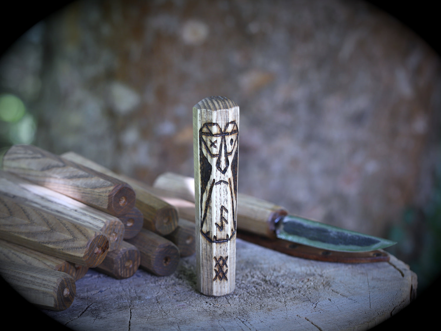 Wooden handle made of ash (knife and tool making)