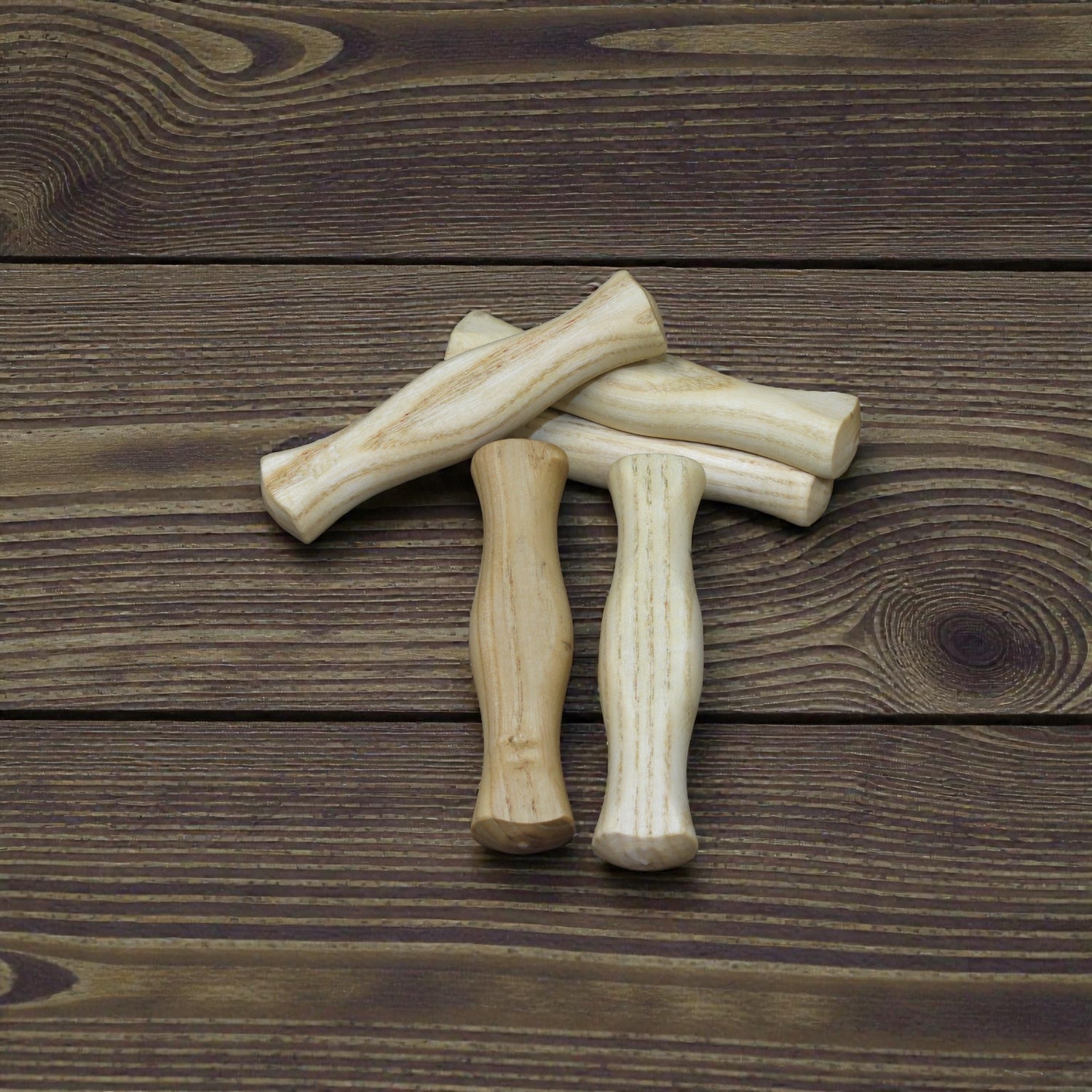 Manche en bois de frêne (fabrication de couteaux et d'outils)