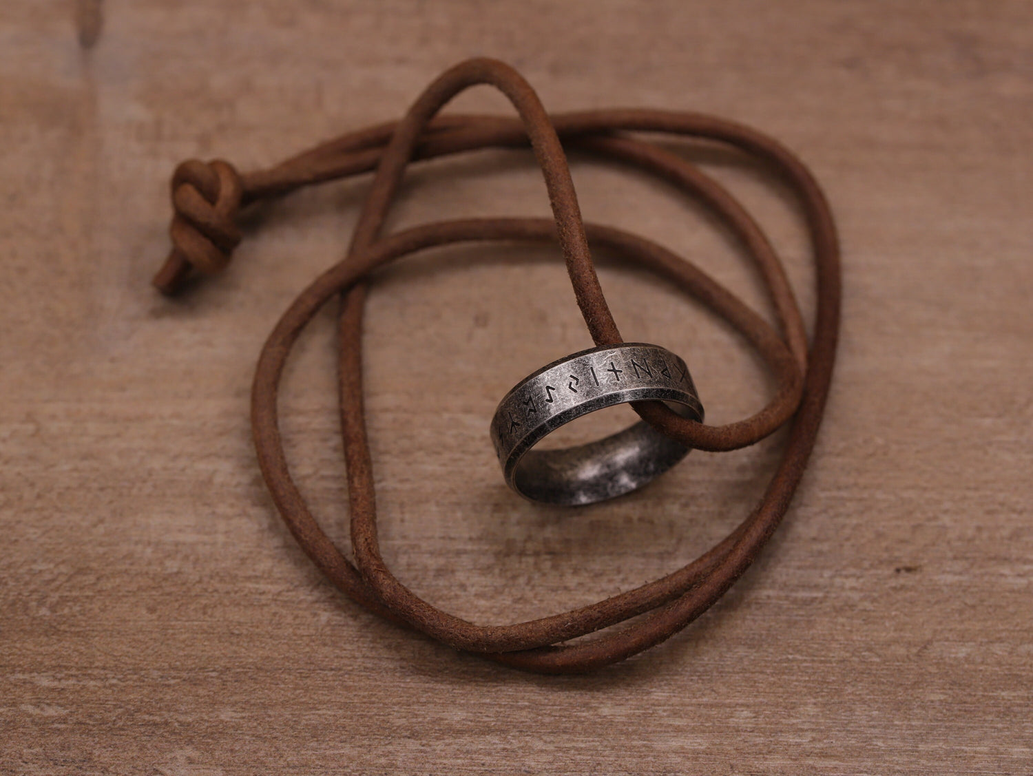 Halskette „Odin-Ring“