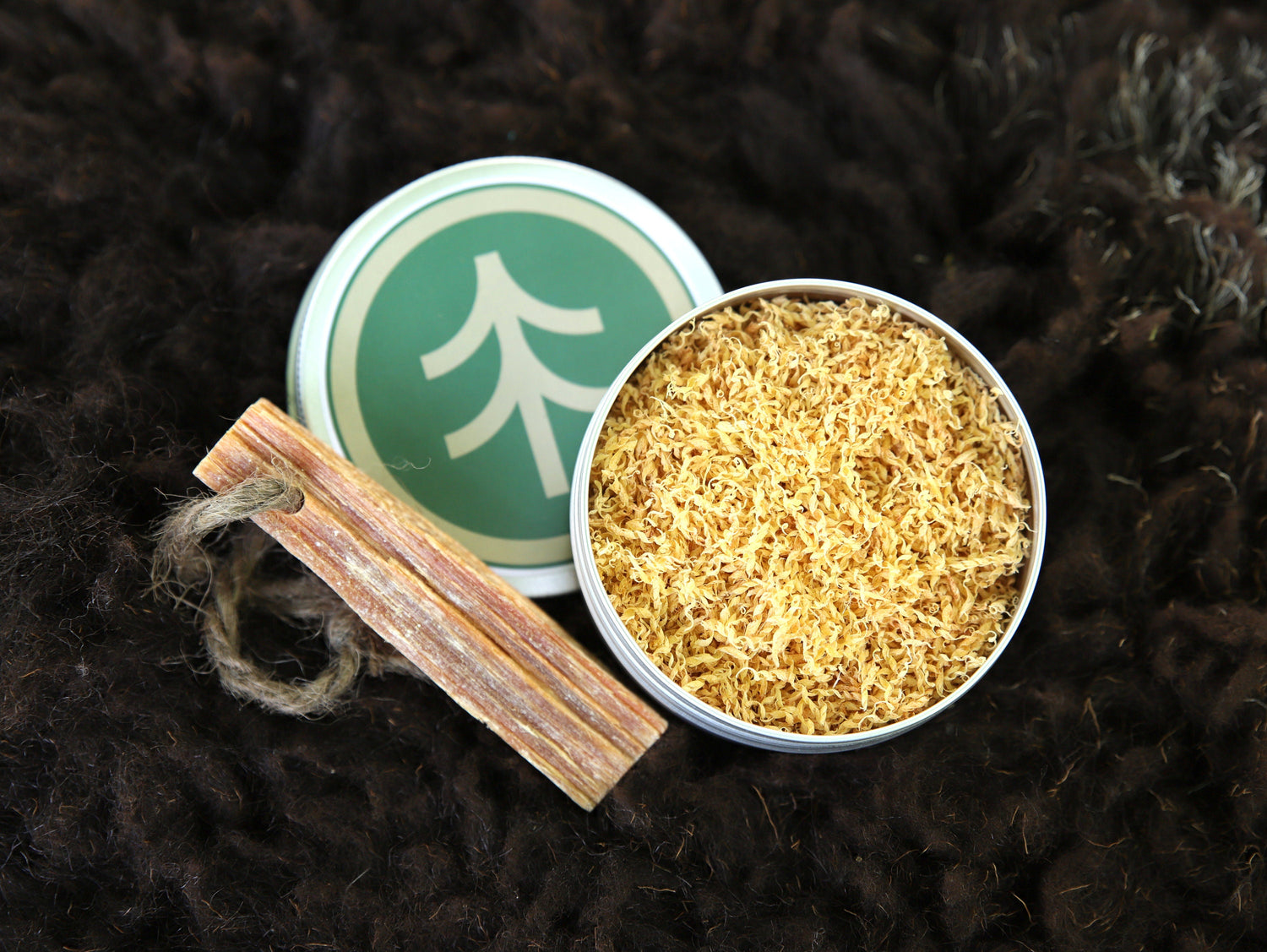 Pinewood set + Mayan sticks