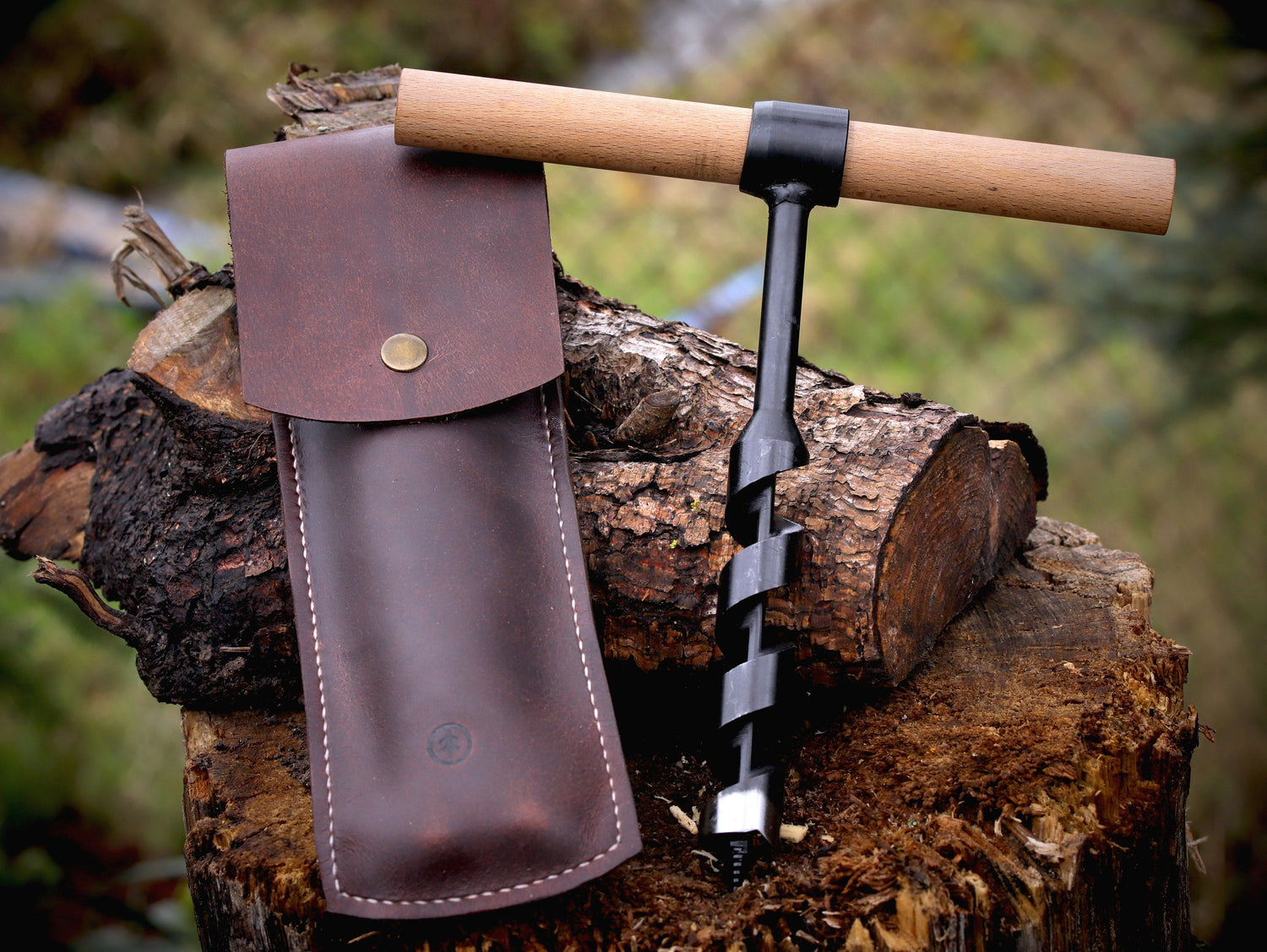 Wood drill for bushcraft adventures