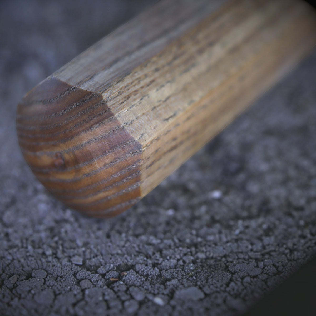 Manche en bois de frêne (fabrication de couteaux et d'outils)