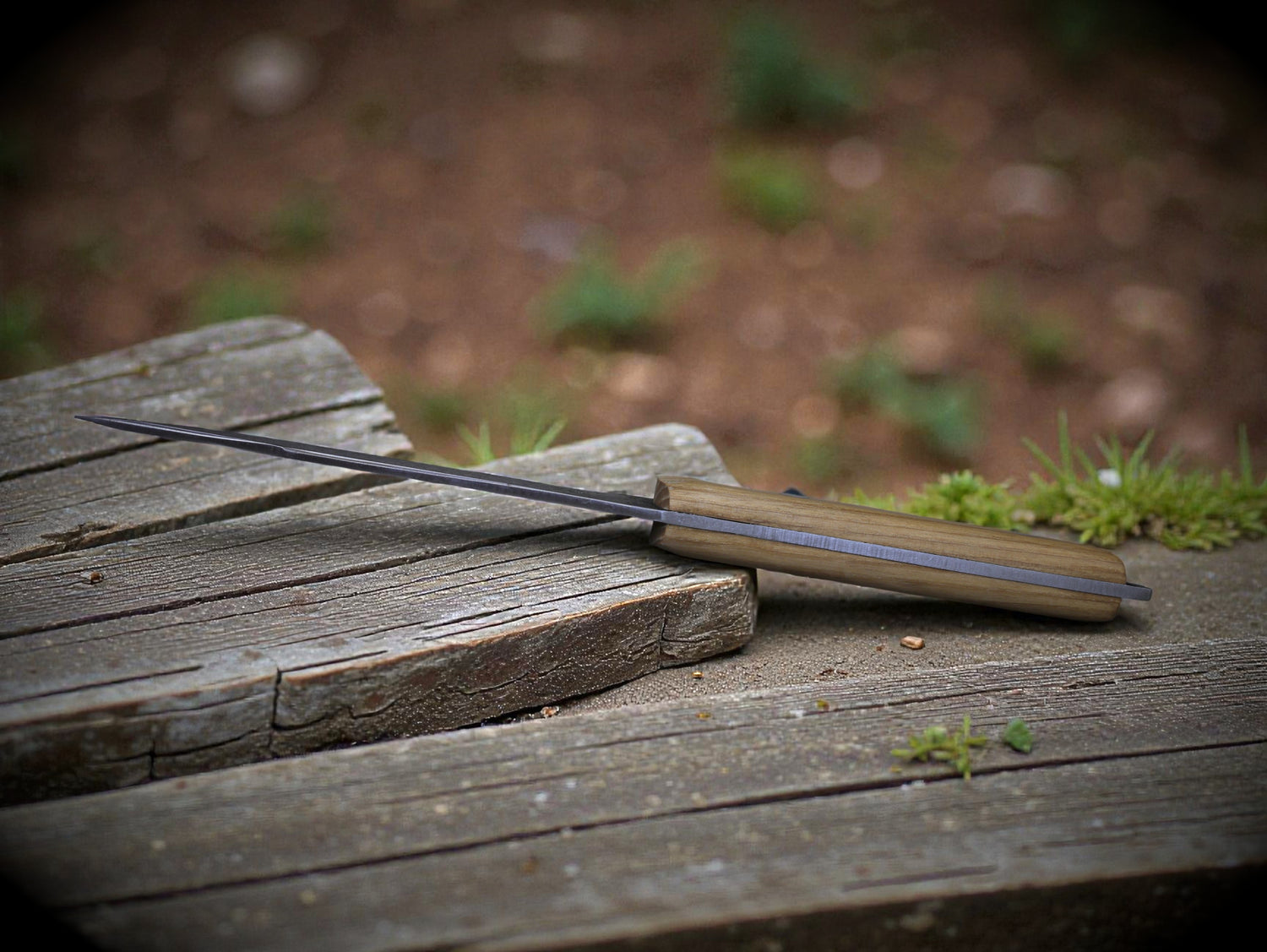 Handgeschmiedetes Bushcraft-Messer 