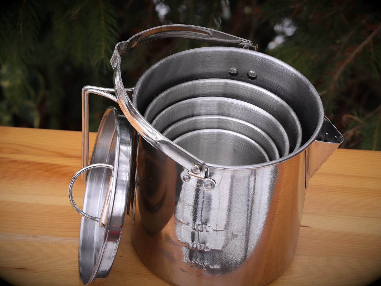 Bushcraft Edelstahl Kochset – Stapelbare Outdoor Becher & Kochtopf mit Henkel