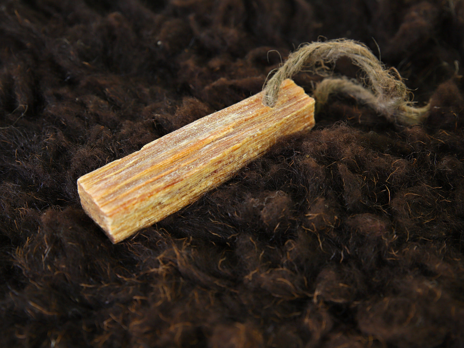 Pinewood set + Mayan sticks