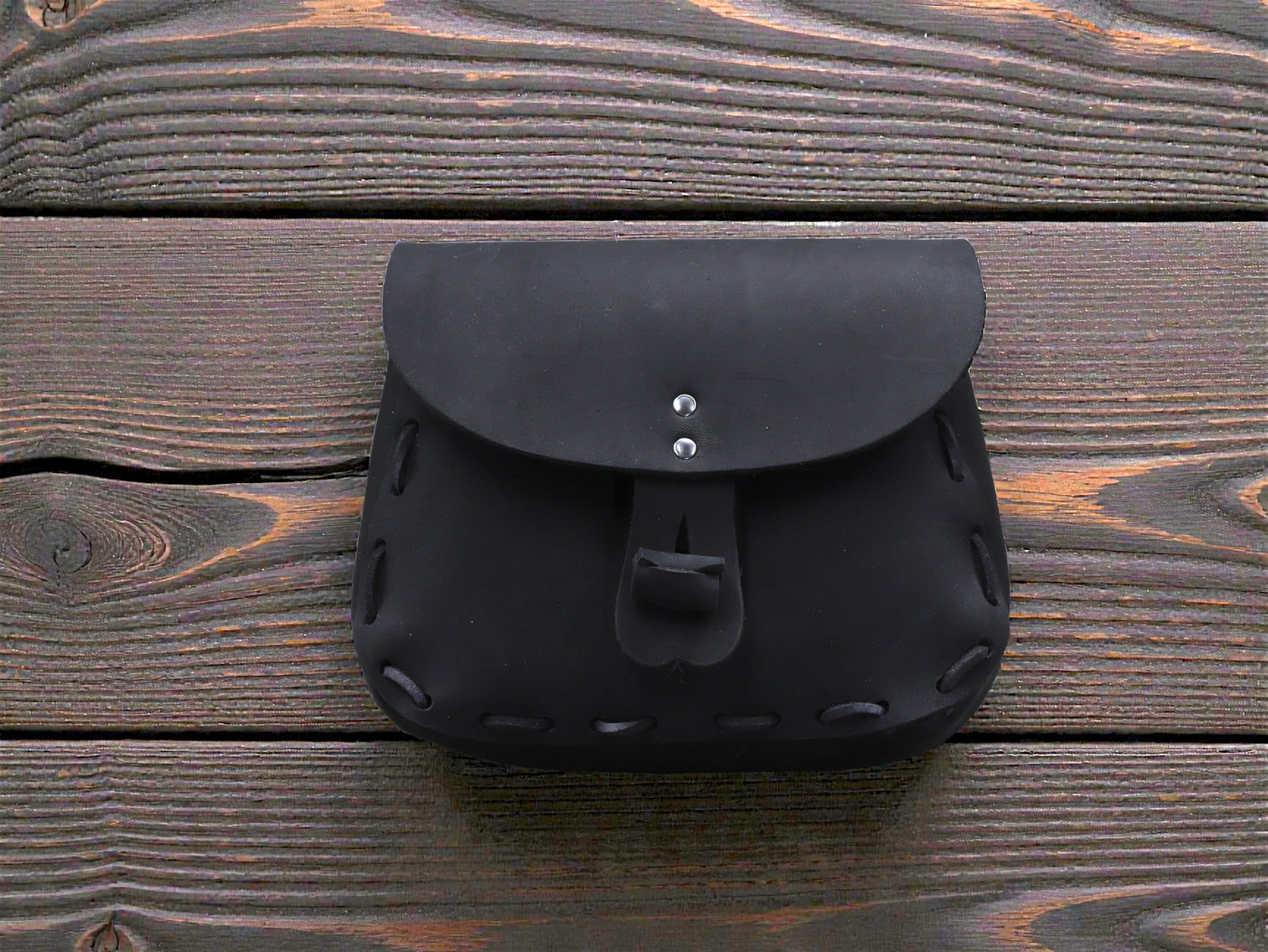 Gürtel-Ledertasche (Riemennaht)