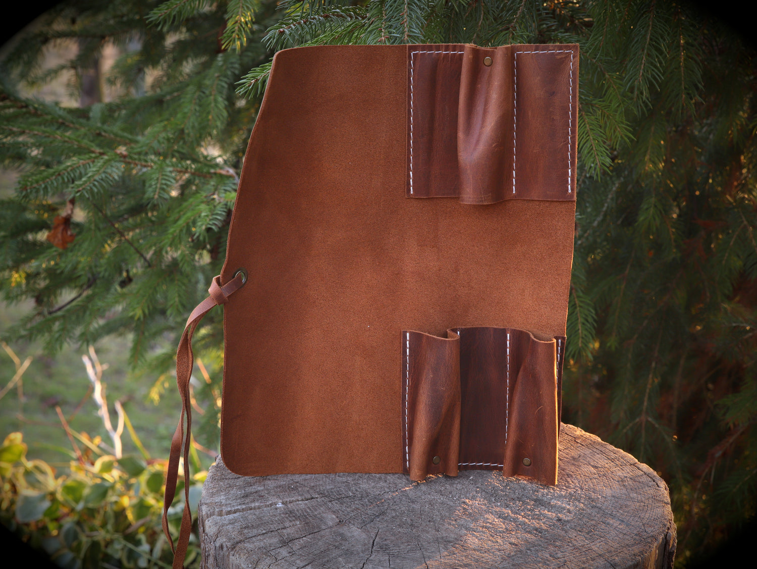 Leder-Werkzeugrolle „Crazy Horse“ | Handgefertigte Rolltasche