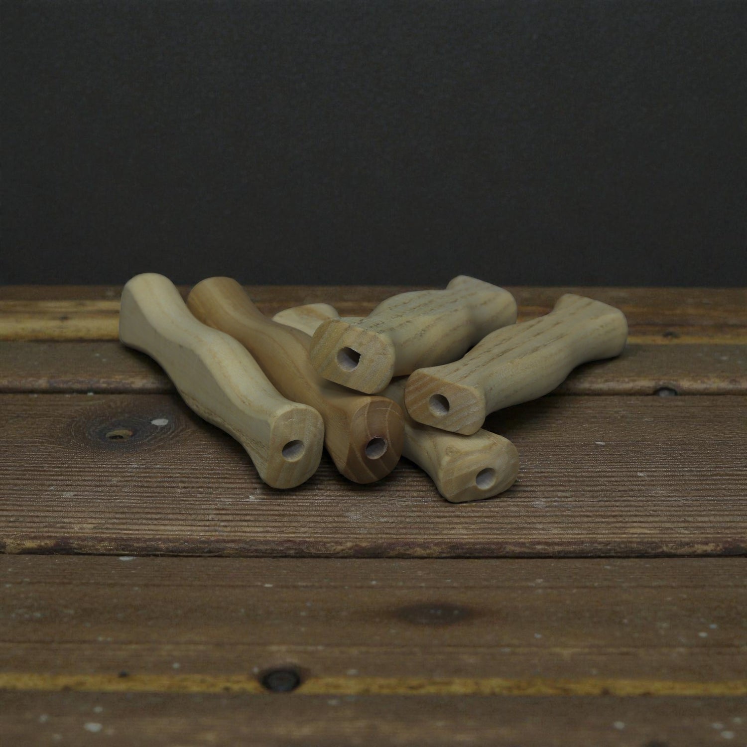 Manche en bois de frêne (fabrication de couteaux et d'outils)
