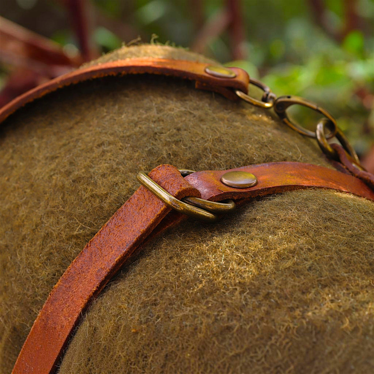 Leder-Deckenhalter & Bedroll-Tragesystem