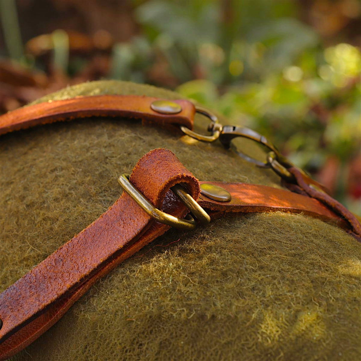 Leder-Deckenhalter & Bedroll-Tragesystem