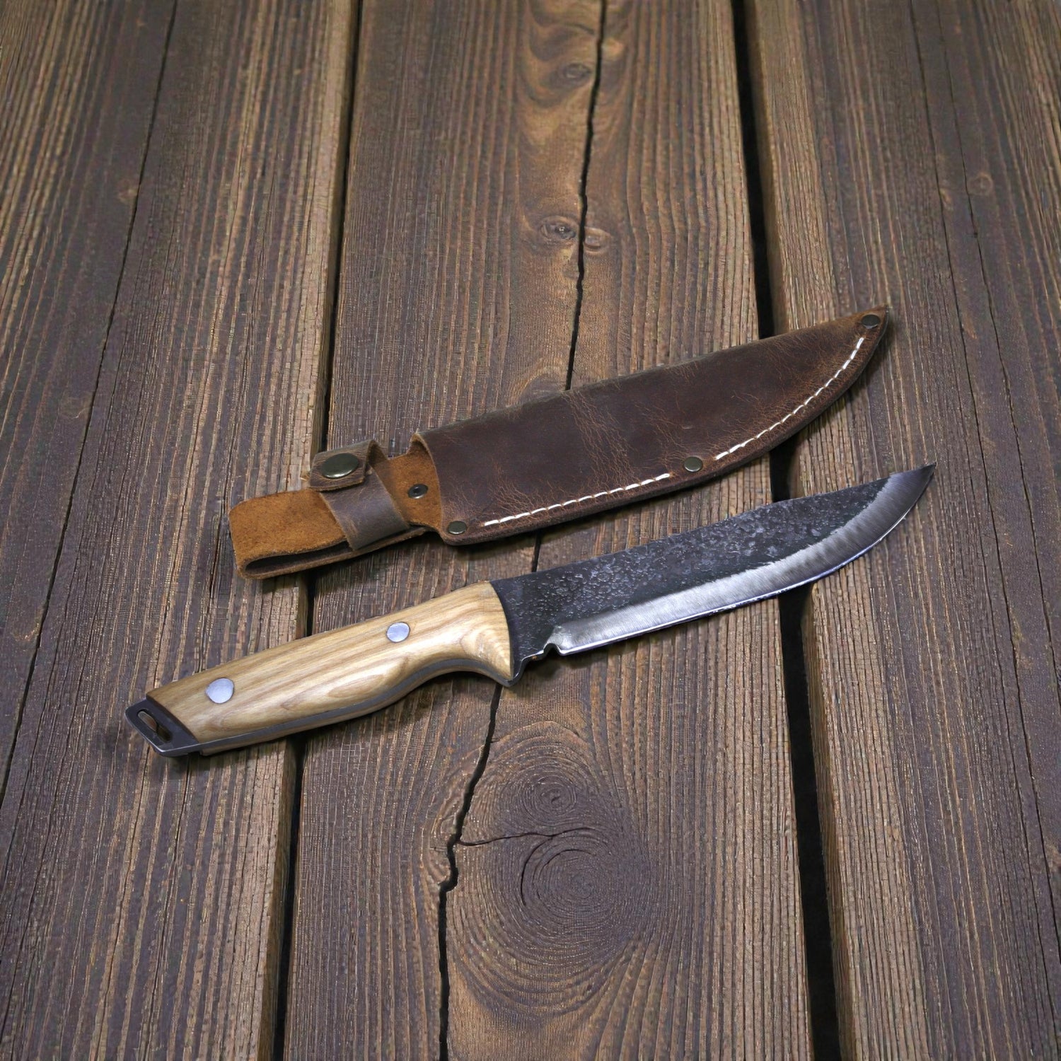 Handgeschmiedetes Bushcraft-Messer 
