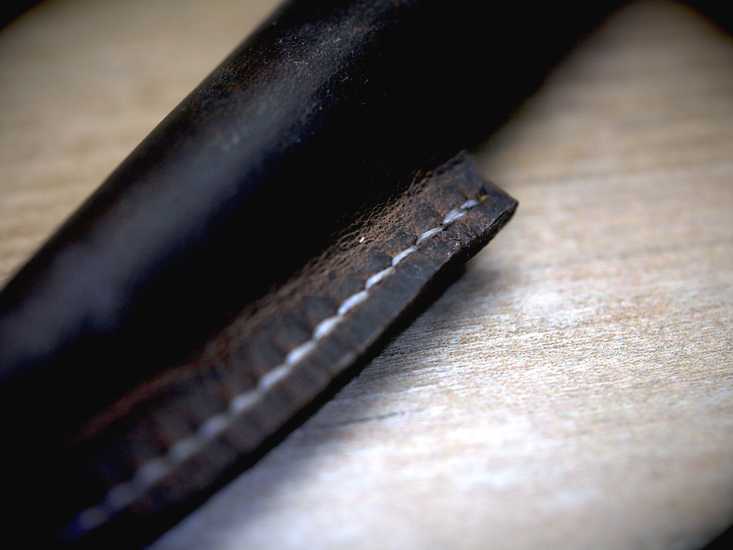 round whetstone (for spoon carvers)