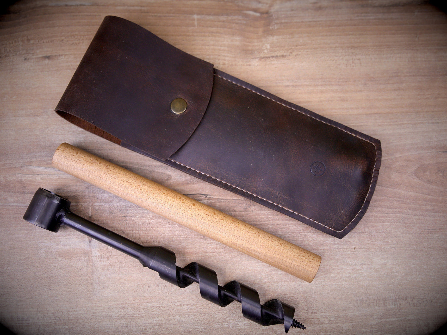 Wood drill for bushcraft adventures