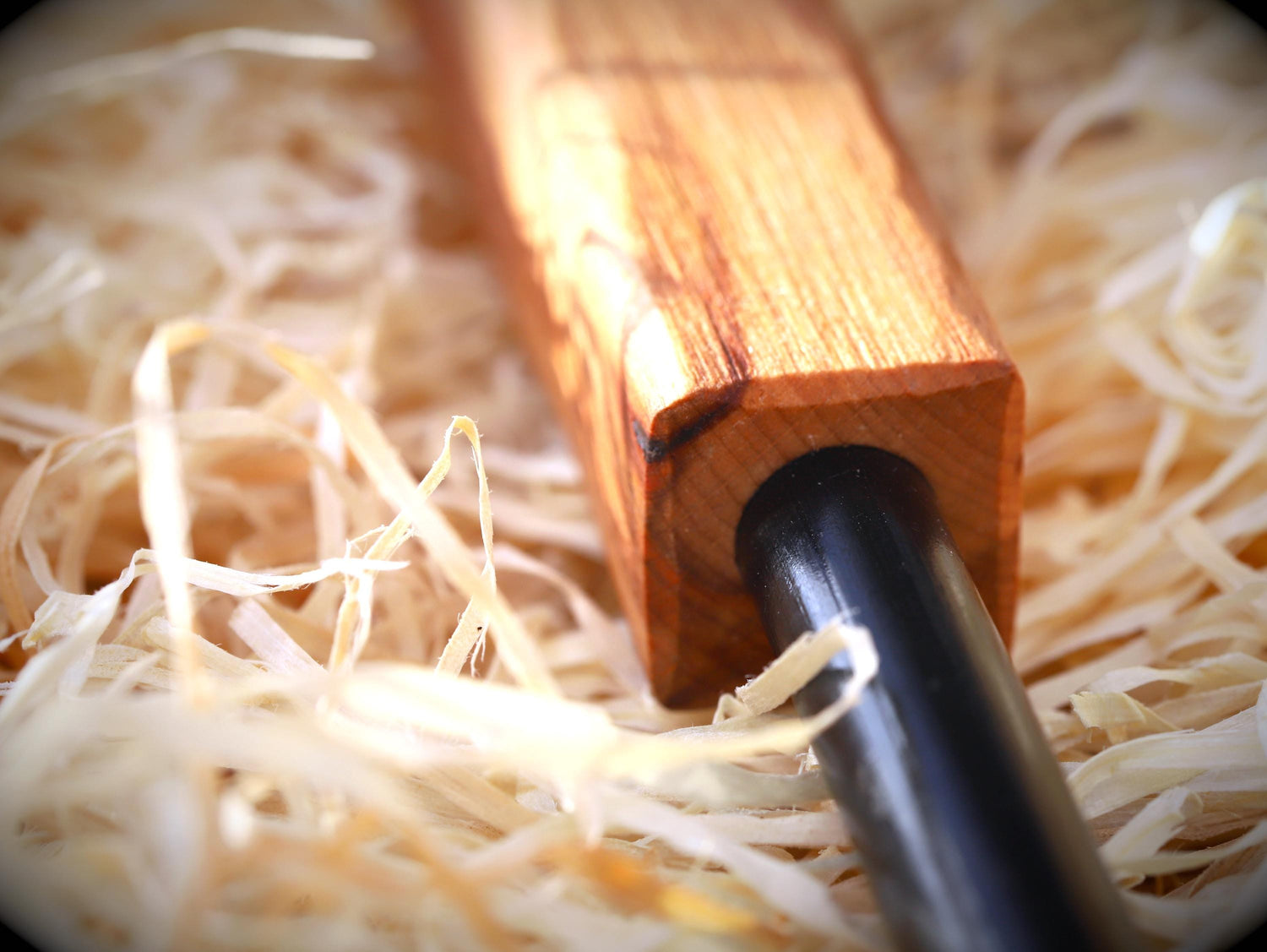 XXXL fire steel with beechwood handle