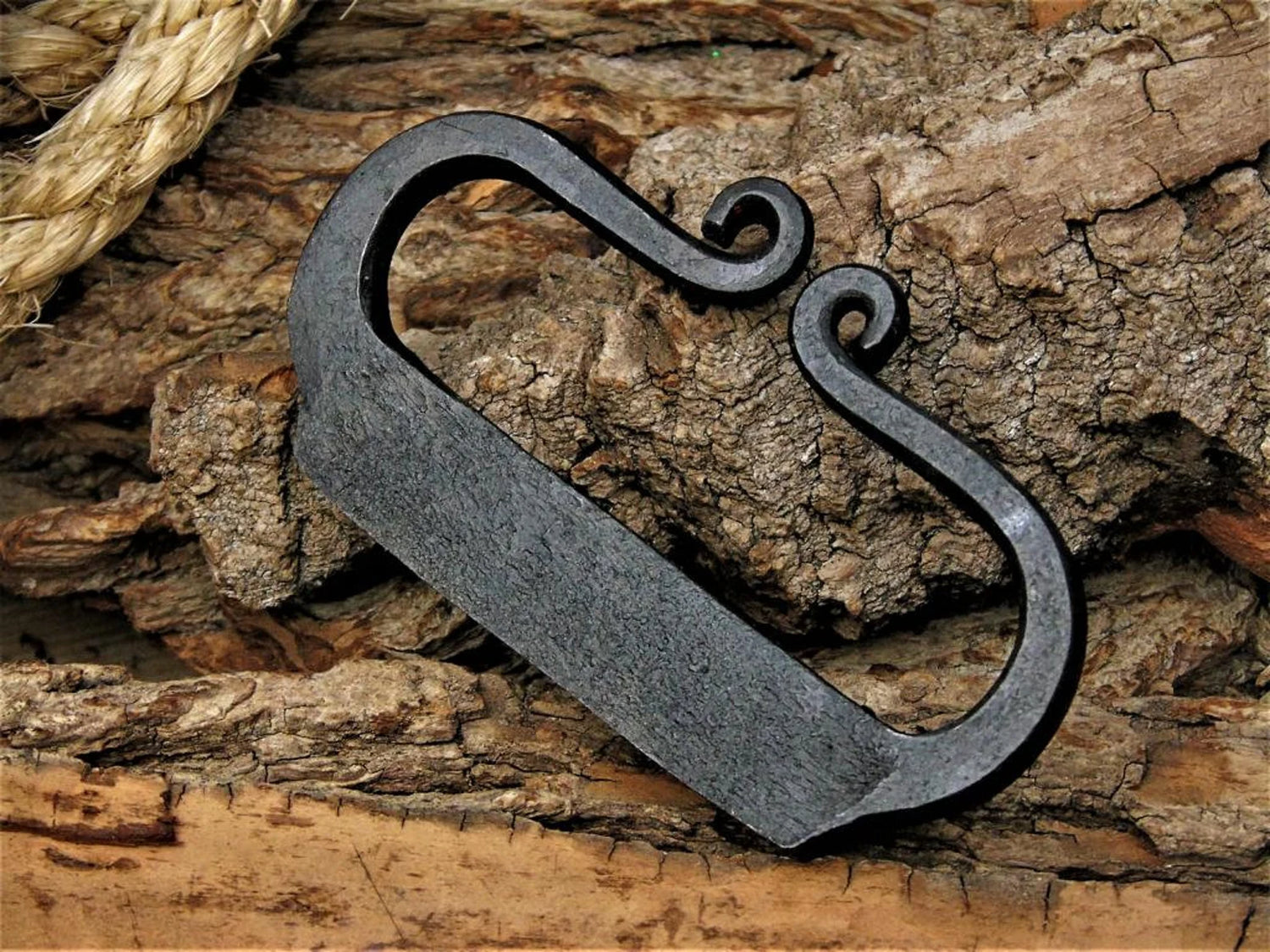 Mini spark striker