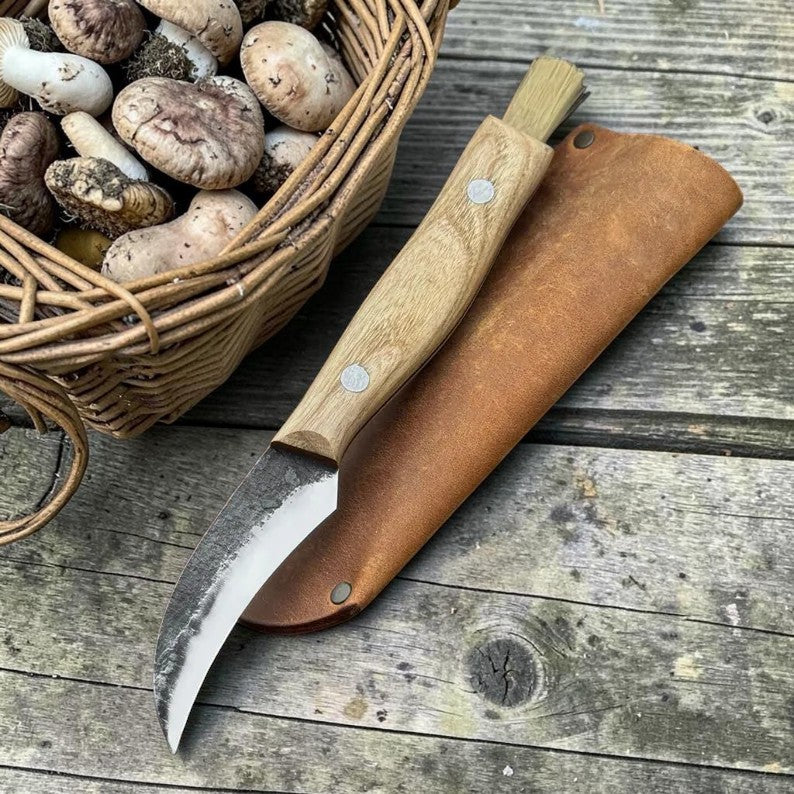 Pilzmesser mit Bürste